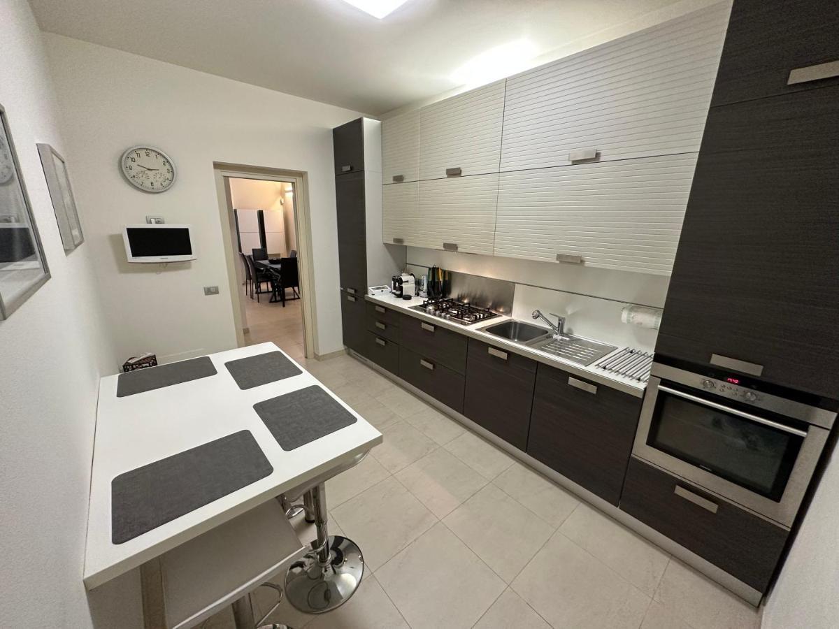 Ferienwohnung Casavale Elegante Residenza 108 Mq Max 7 Persone Piacenza Exterior foto