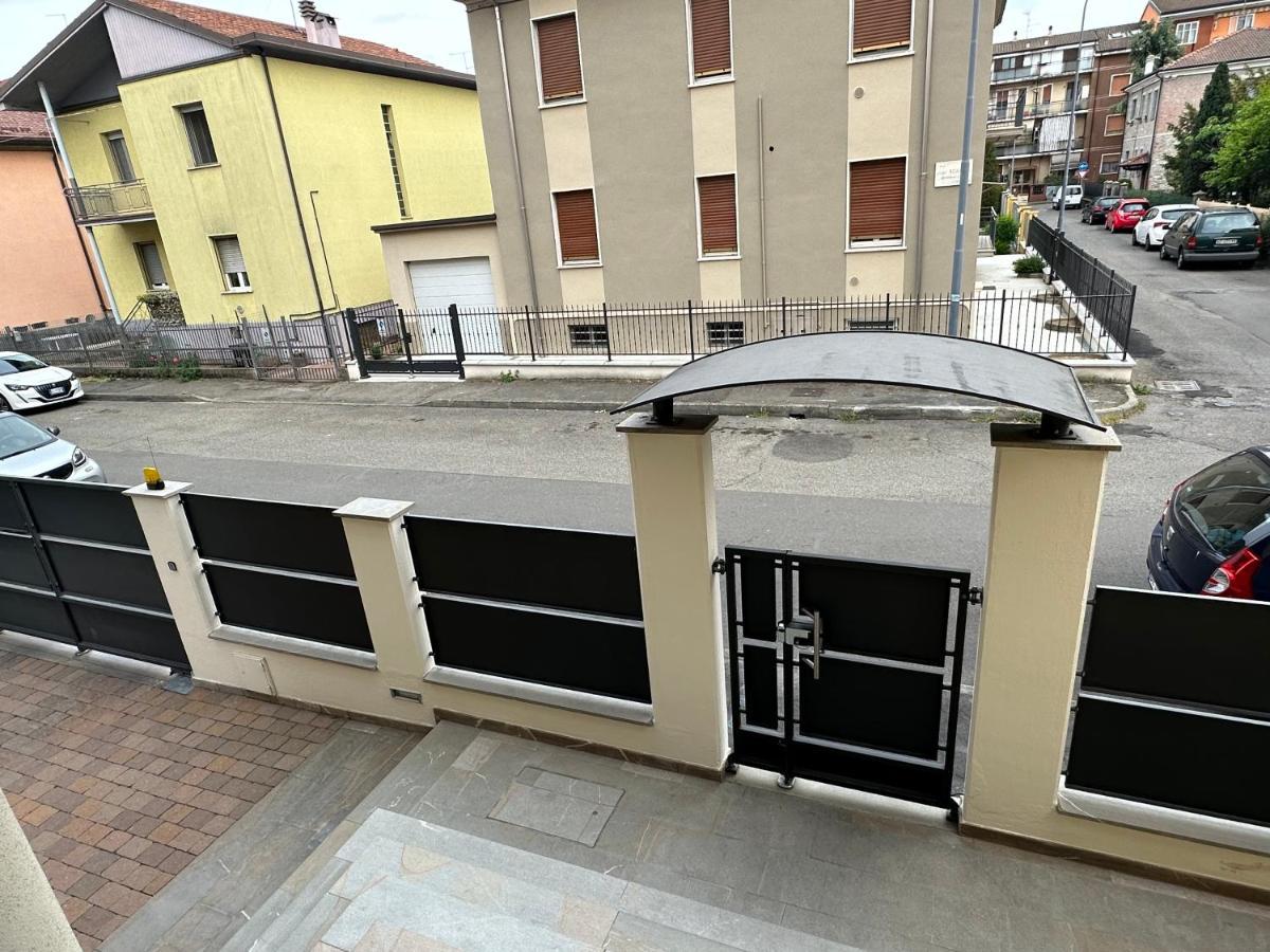 Ferienwohnung Casavale Elegante Residenza 108 Mq Max 7 Persone Piacenza Exterior foto