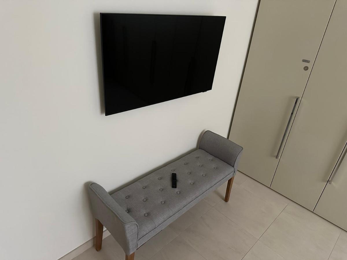 Ferienwohnung Casavale Elegante Residenza 108 Mq Max 7 Persone Piacenza Exterior foto